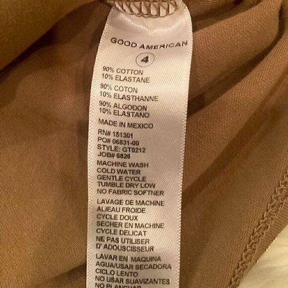 NWT Good American Essential Mock Neck Zip Top in Putty Size 4 (XL) - Picture 8 of 15